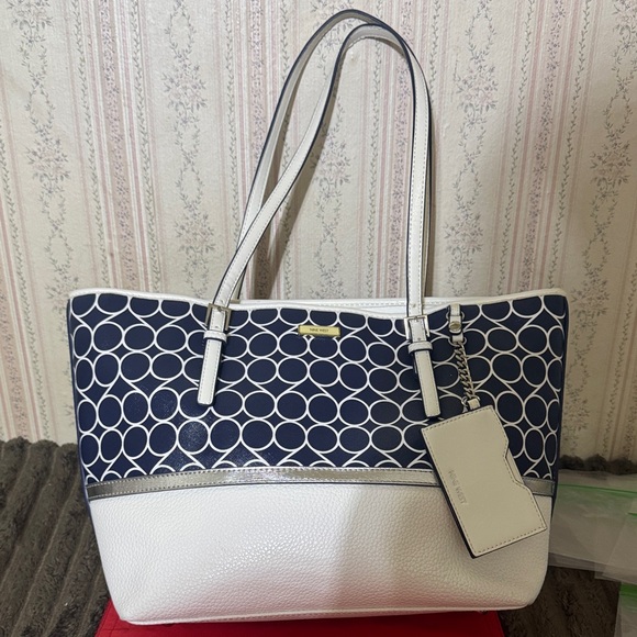 Nine West Handbags - Nine West Navy and White Circle Pattern Tote